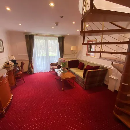 Otel Alpenhof 4*