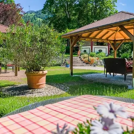 Hotel Alpenhof 4*