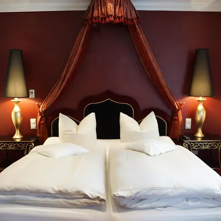 Hotel Alpenhof 4*